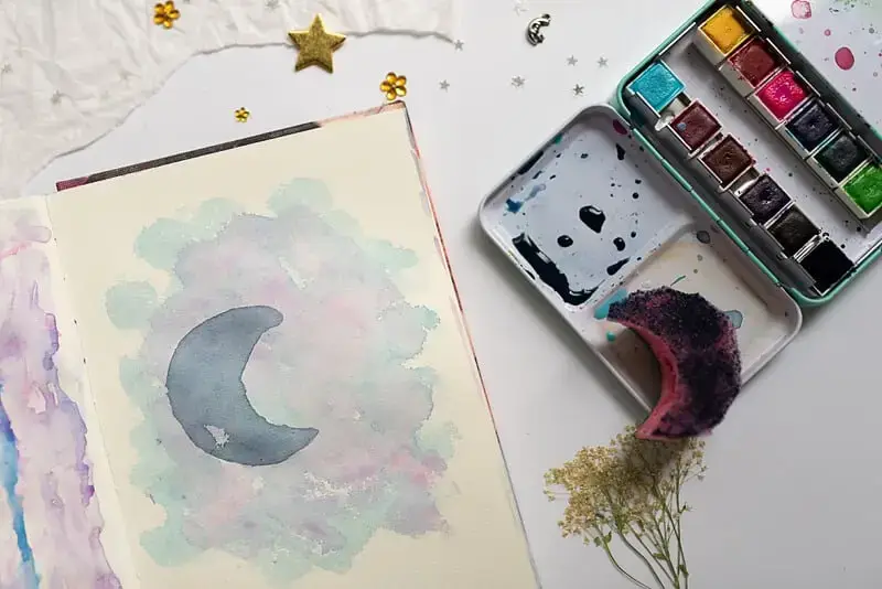 CREATING WATERCOLOR BACKGROUND WITH SPONGE