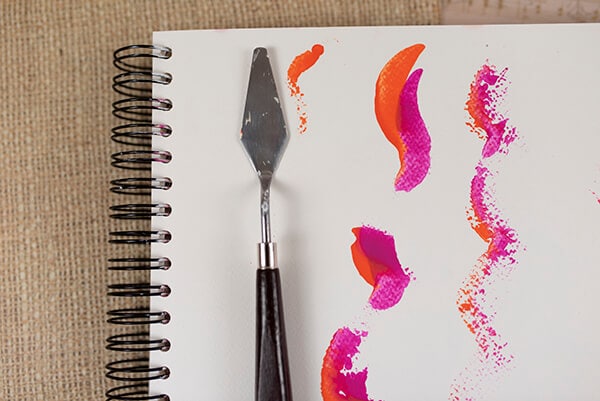 Fun and easy art projects : paint with sponges + palette knife