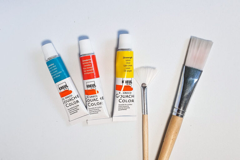 Gouache vs Acrylic: What Makes Them Different and How to Use Them Effectively